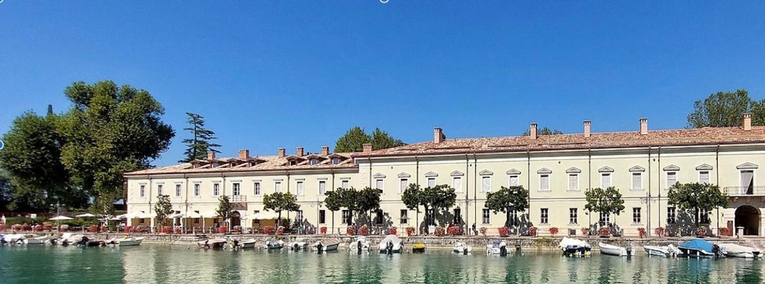 Time To Relax - La Terrazza Sul Lago 佩斯基耶拉德加达 外观 照片